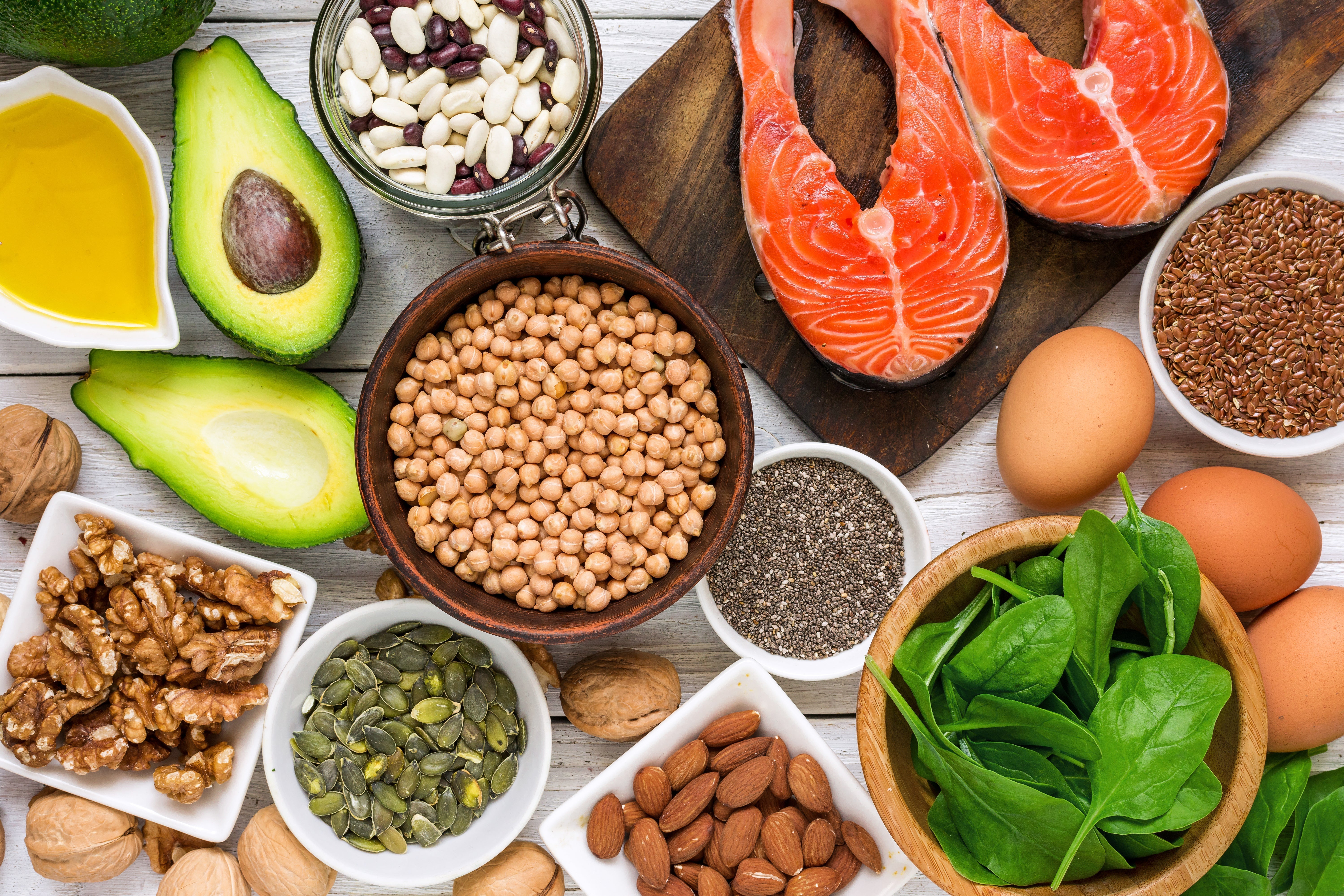 Grassi Buoni e Malattie Cardiovascolari: Come la Dieta Mediterranea Protegge il Cuore