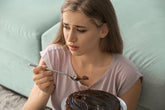 Emotional Eating: come riconoscere la fame fisiologica da quella emotiva